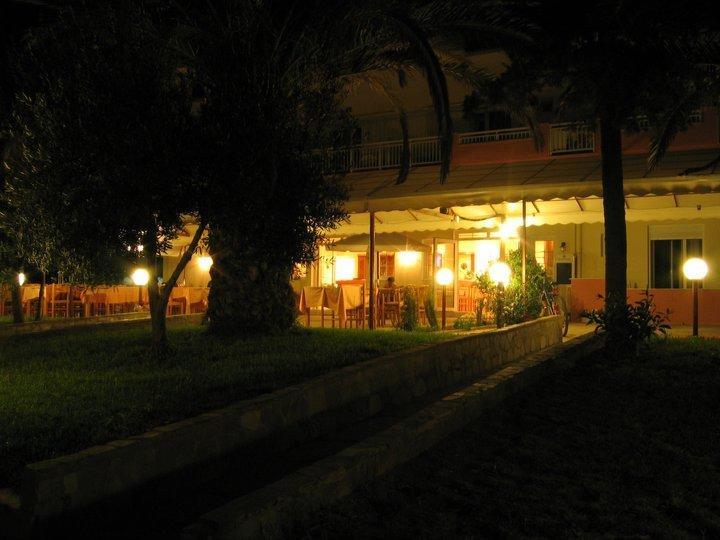 Possidona Beach Hotel Jerakiní Kültér fotó
